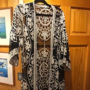 Black & white kimono